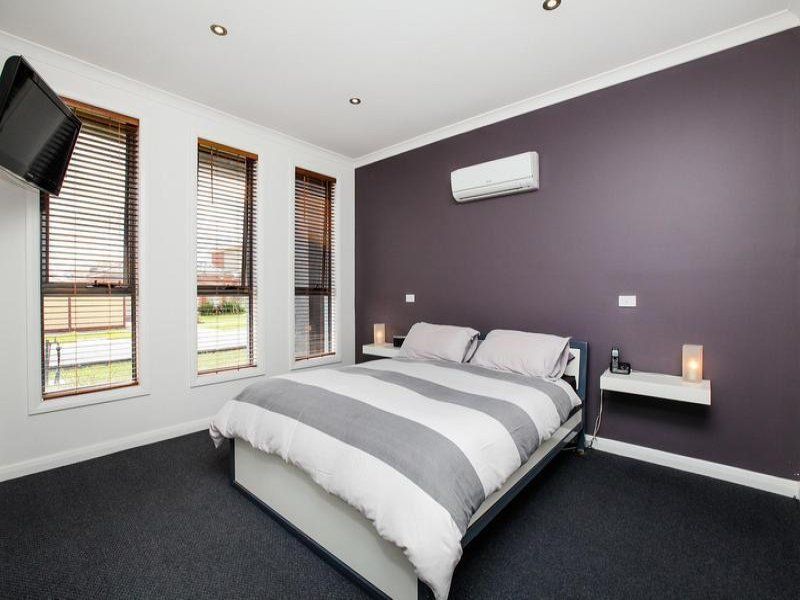 7 Edgbaston Parade, Caroline Springs - Thumbnail 6