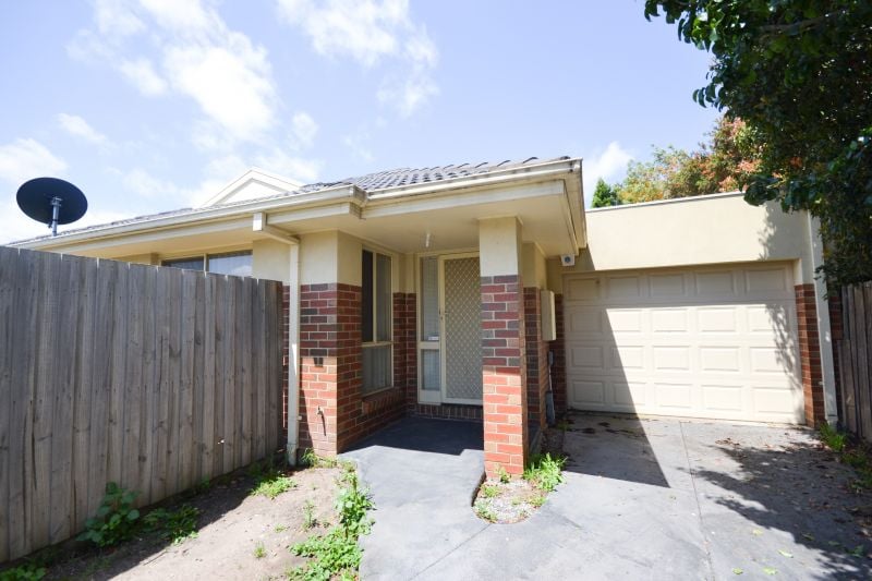 2/166 Elizabeth Street, Coburg North