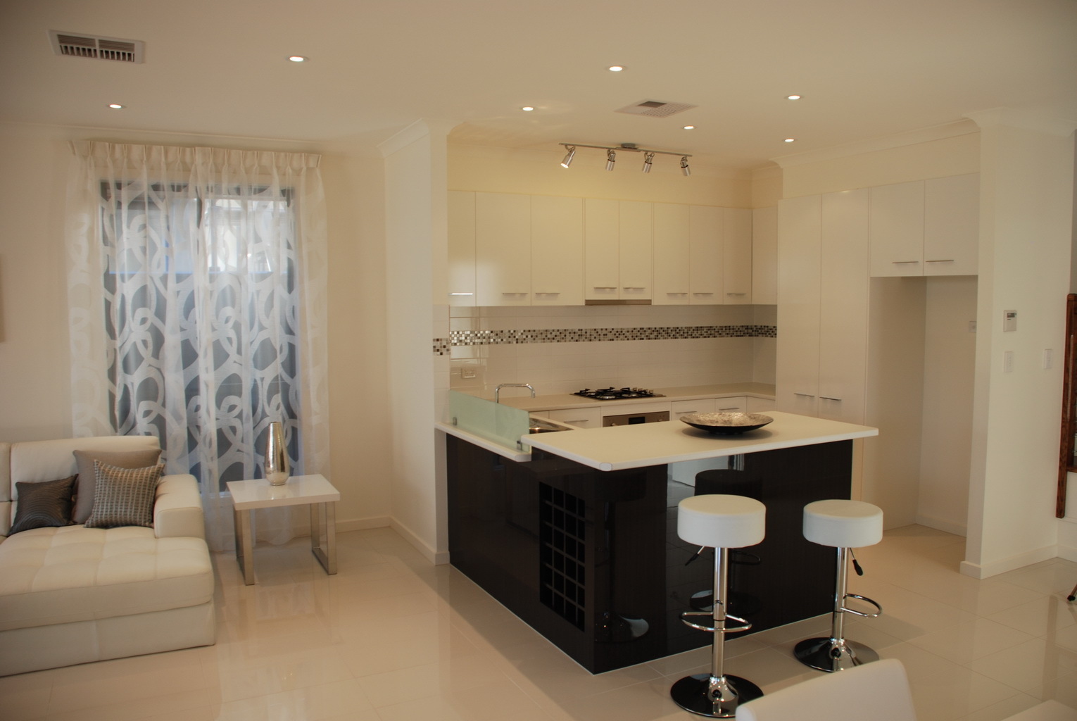 18 Crompton Drive Woodville 5011