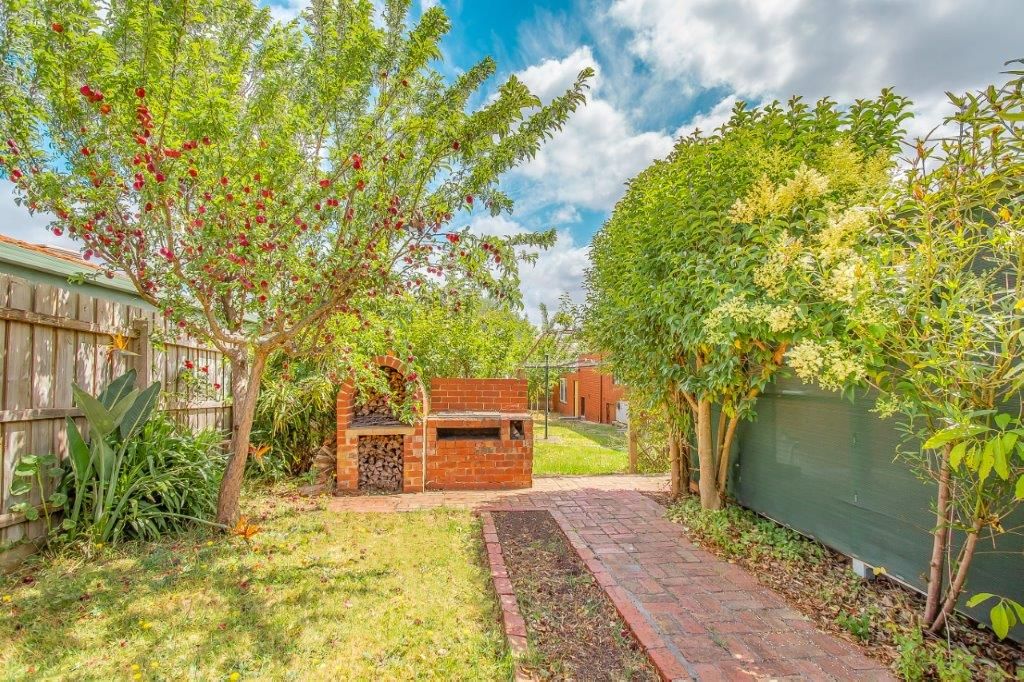 *APPLICATION APPROVED 17/01/2020*
**Great family home in fabulous location**