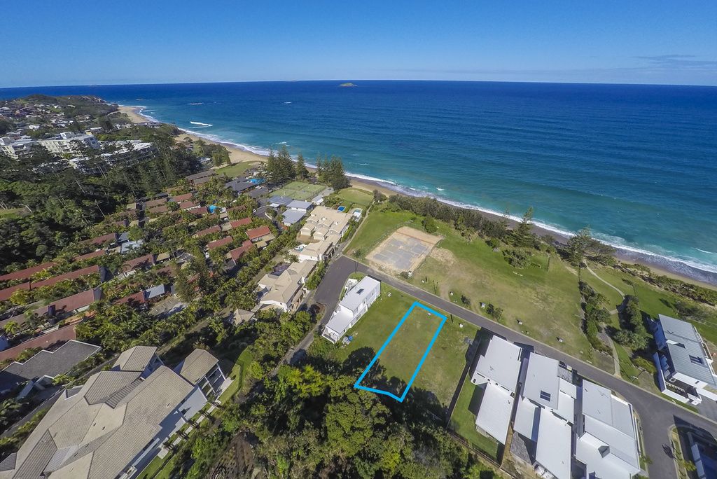 For Sale 17 Oceanfront Drive Sapphire Beach , NSW