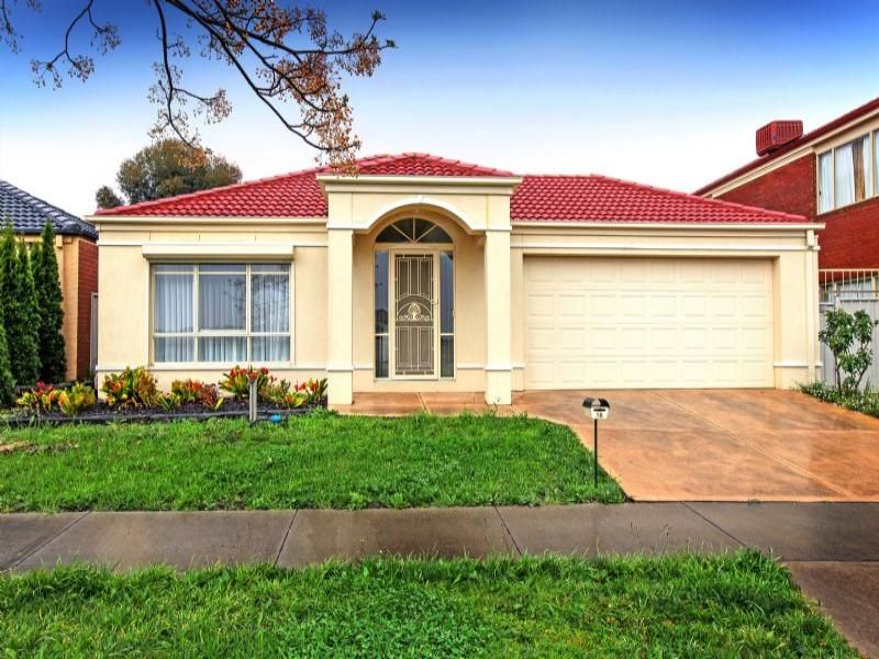 16 Cobblestone Green, Caroline Springs - Thumbnail 2