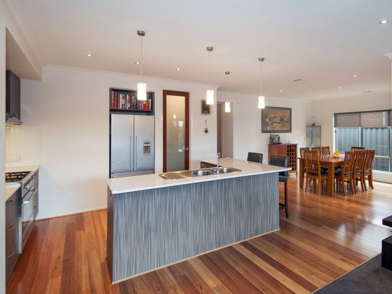 12 Hodgson Rise MERNDA, Mernda - Thumbnail 6