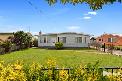 3
 
 
 
  
 
 
 1
 
 
 
  
 
 
 1
 
 
 
 
 
 
 
 70 Madden Street, Devonport TAS 7310, Devonport - Thumbnail 3