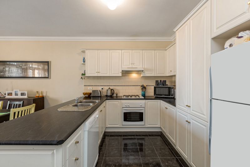19 Montgomery Street, Maidstone - Thumbnail 4