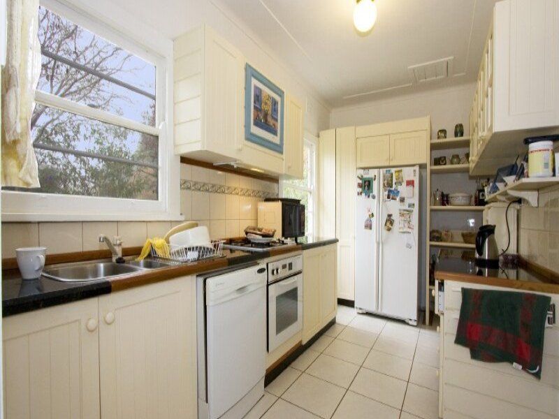 12 Bayfield Road, Galston - Thumbnail 4