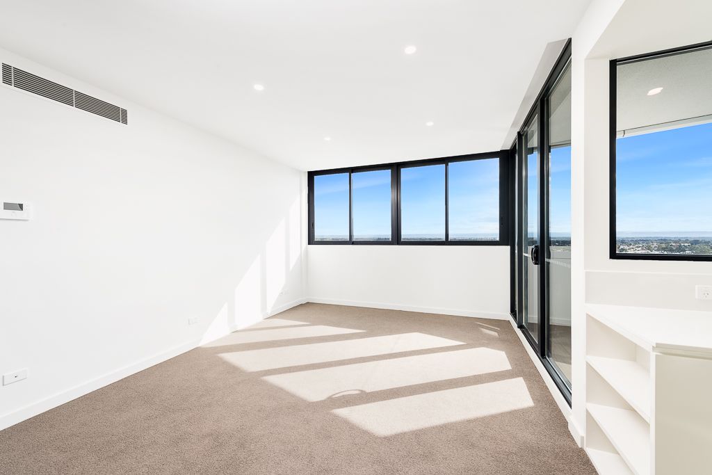 Sold - Signature Style with Breathtaking Panoramas