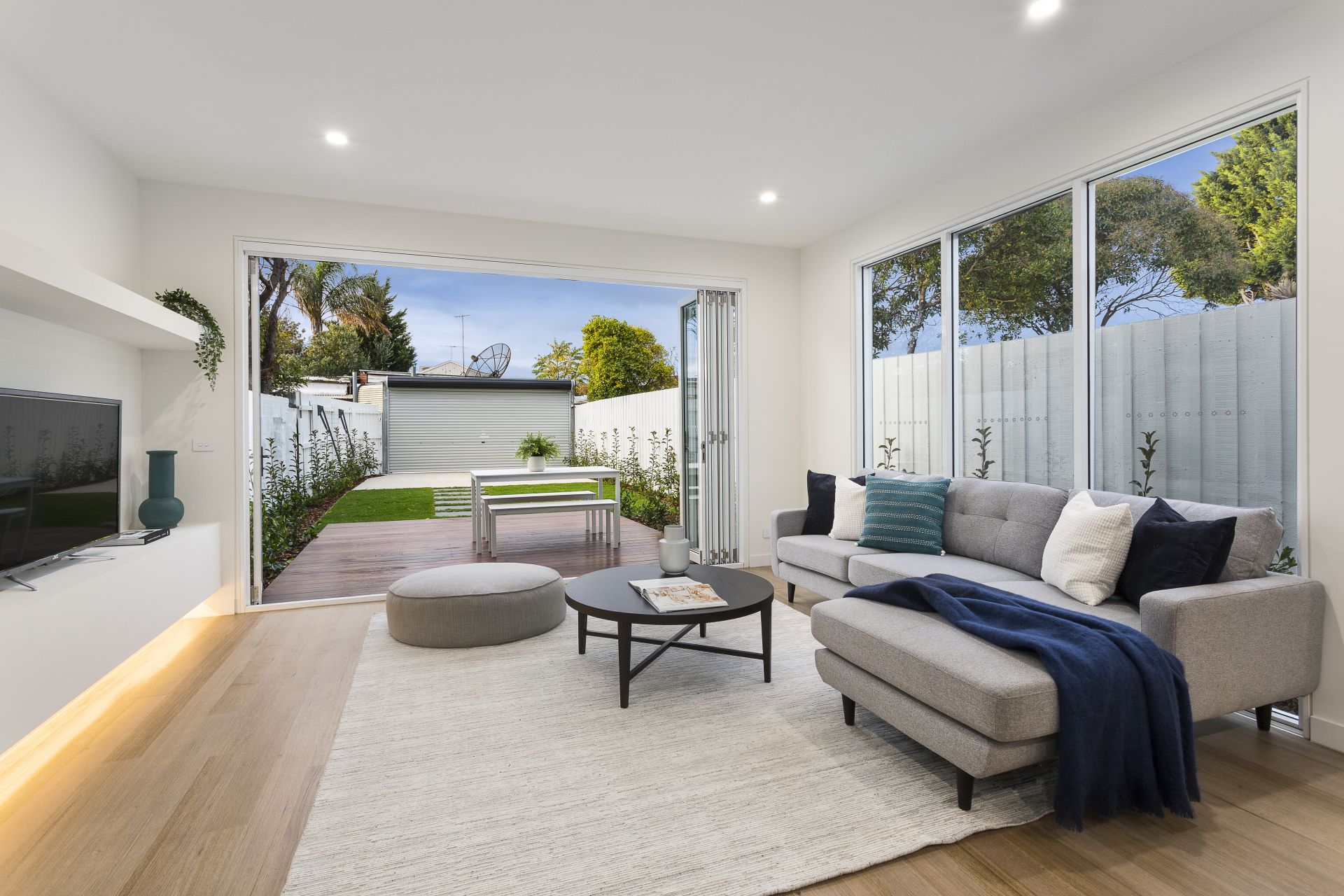 12 Agnes Street, Yarraville - Thumbnail 3