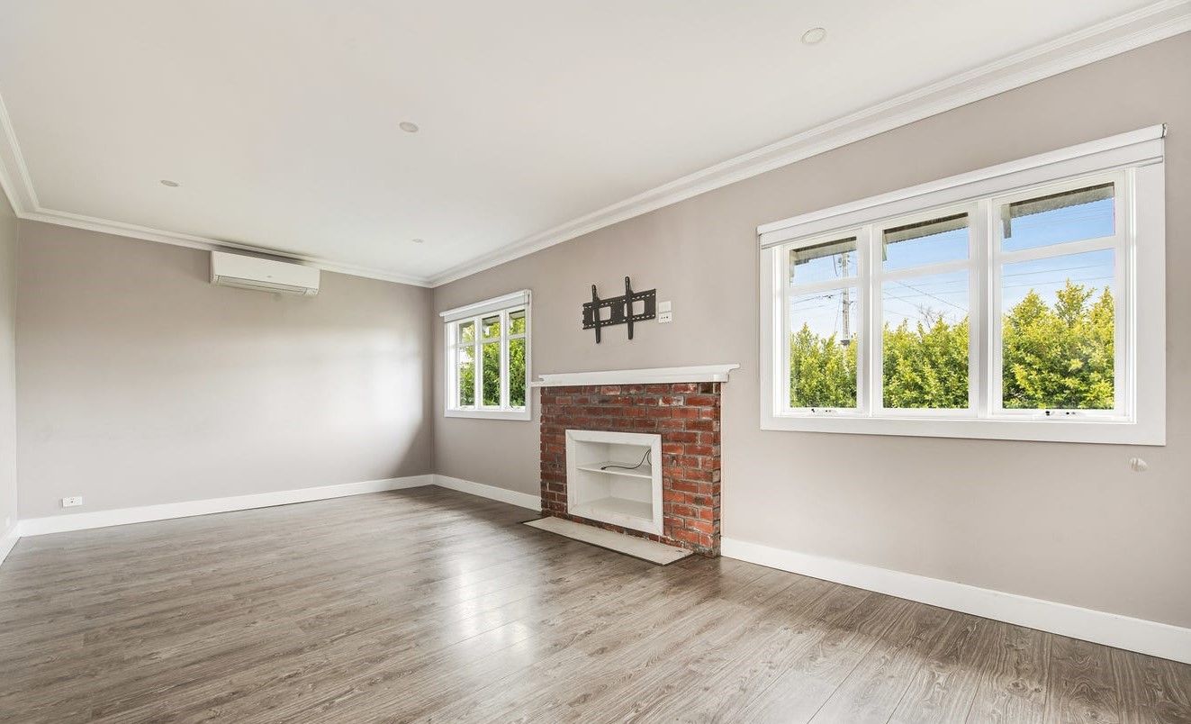 Lovely Updated Weatherboard Home