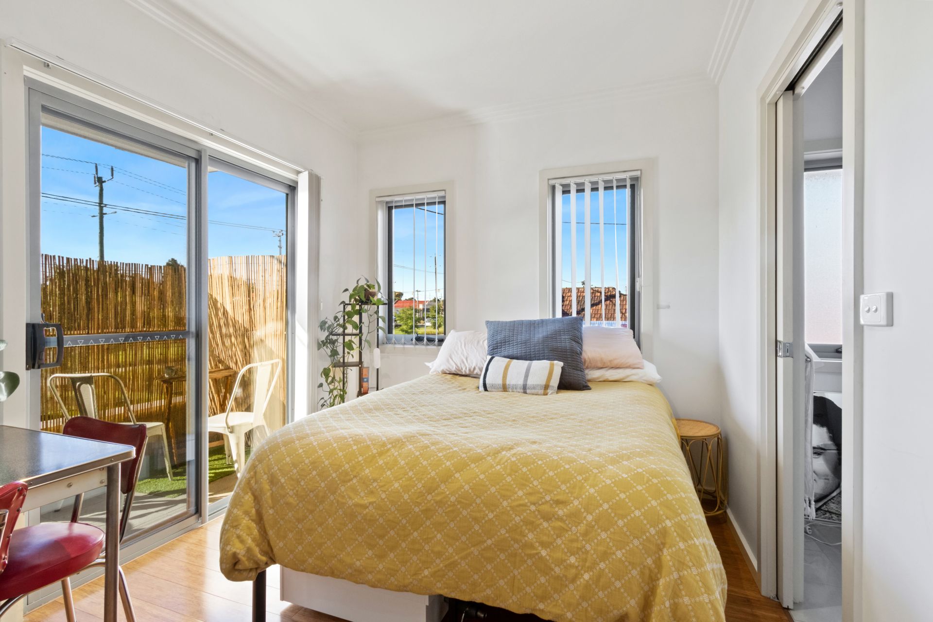 Studio Apartment!