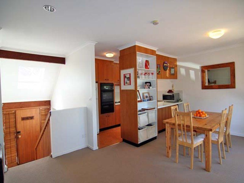 99 Wybalena Grove, Cook - Thumbnail 7