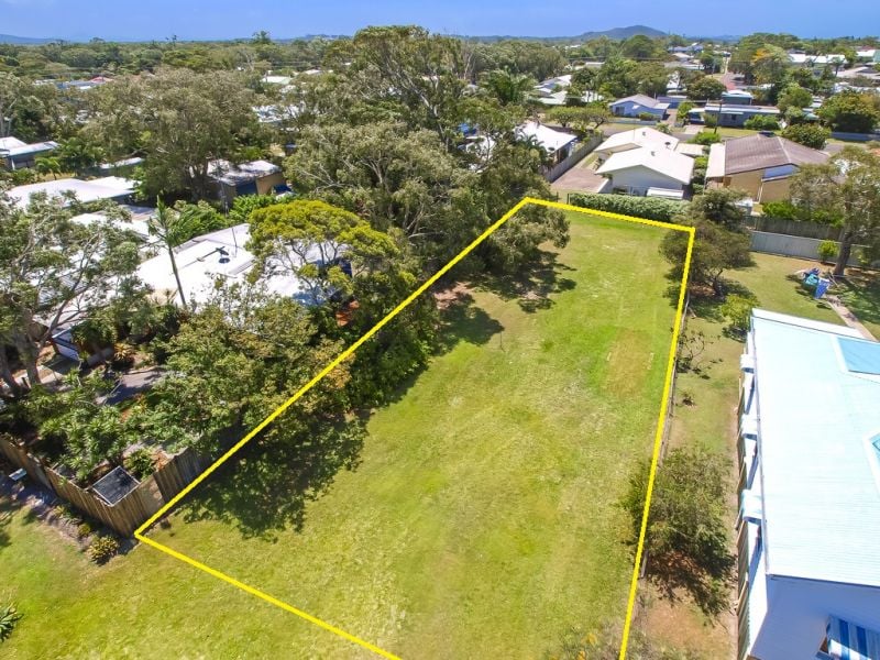 14 Spindrift Avenue Coolum Beach QLD, Coolum Beach - Thumbnail 2