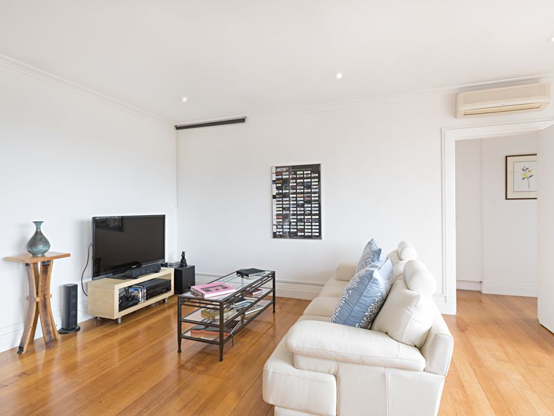 21/311 Carlisle Street, St Kilda East - Thumbnail 3