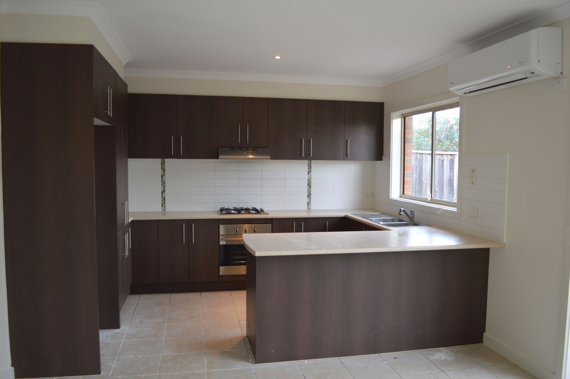 CENTRALLY LOCATED, FRESHLY PAINTED FAMILY RESIDENCE  *Insp Wed 8th Feb @ 5:00pm*