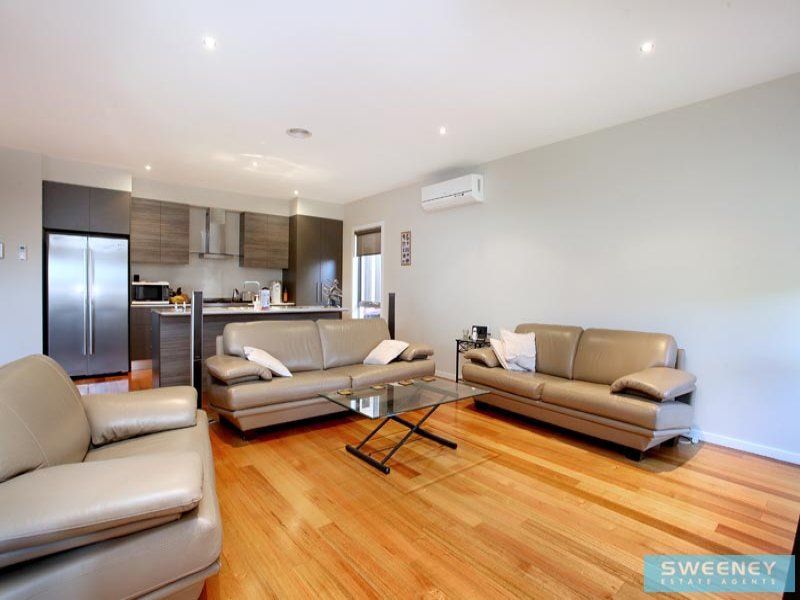 8 Flemington Street, Caroline Springs - Thumbnail 6