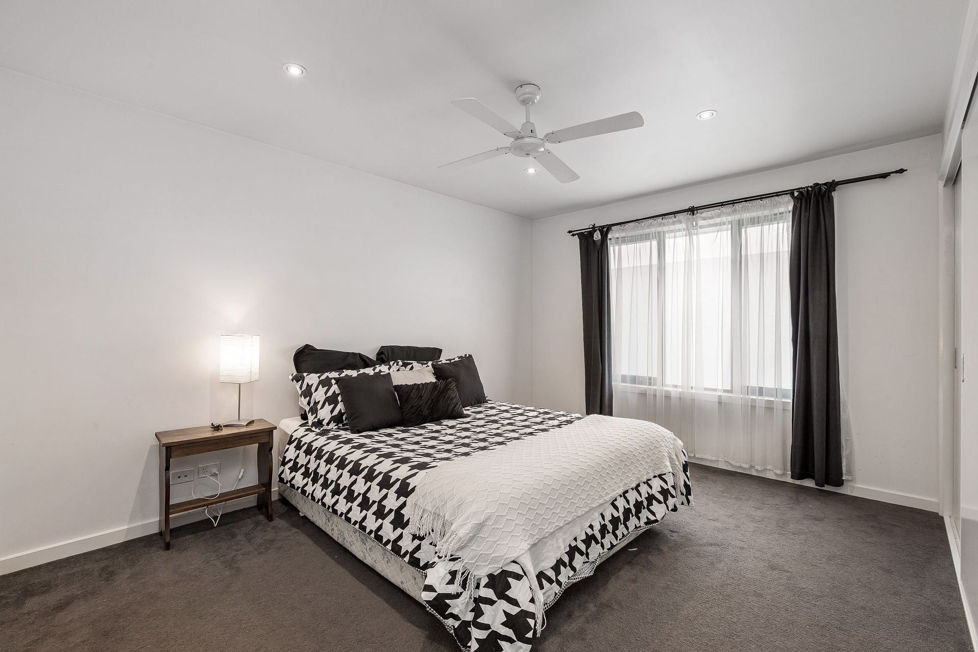 3/7 Ormond Road, West Footscray - Thumbnail 3