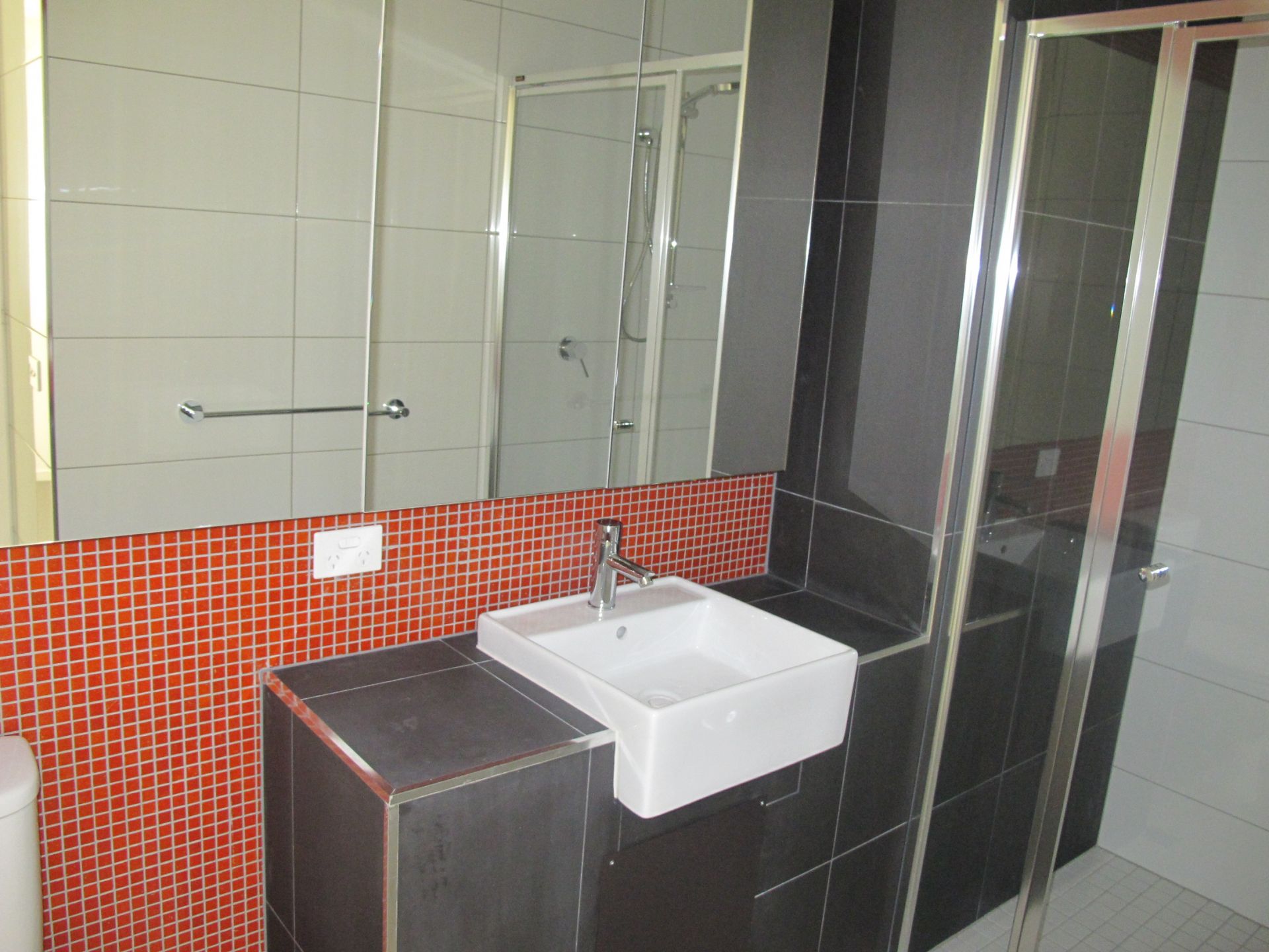 G08/60 Wellington Street, St Kilda - Thumbnail 6