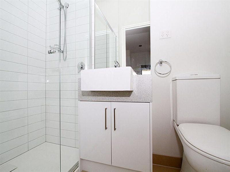 PARTIALLY FURNISHED STUDIO