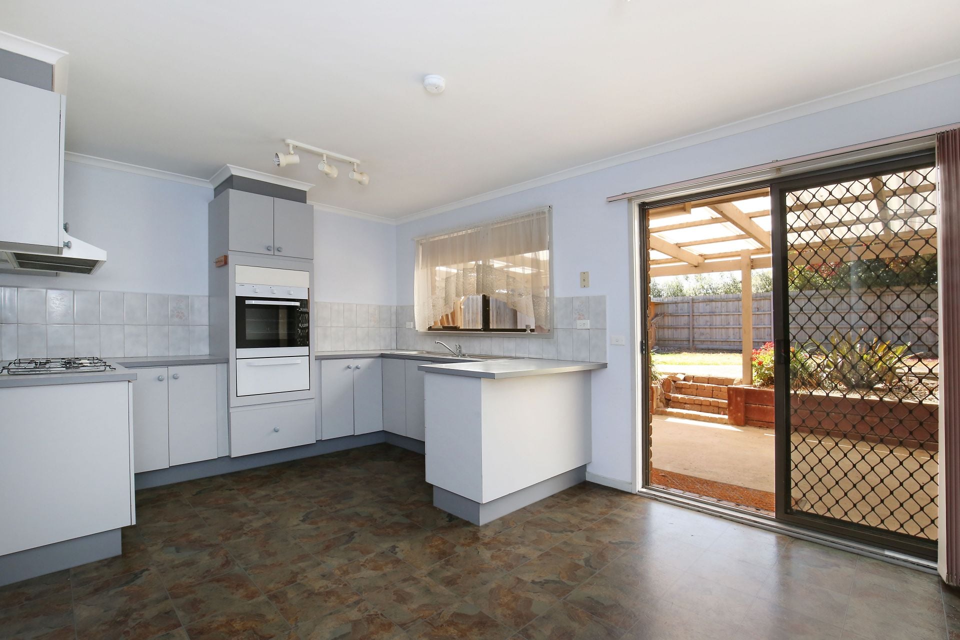 PRIME LOCATION   *Insp Sat 16th Mar @ 11:20am*
