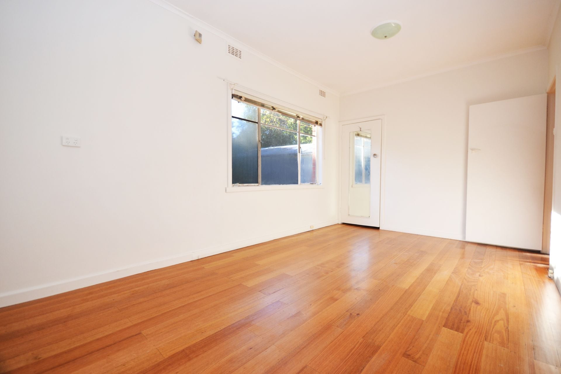 CONVENIENT, AFFORDABLE AND LOTS OF SPACE