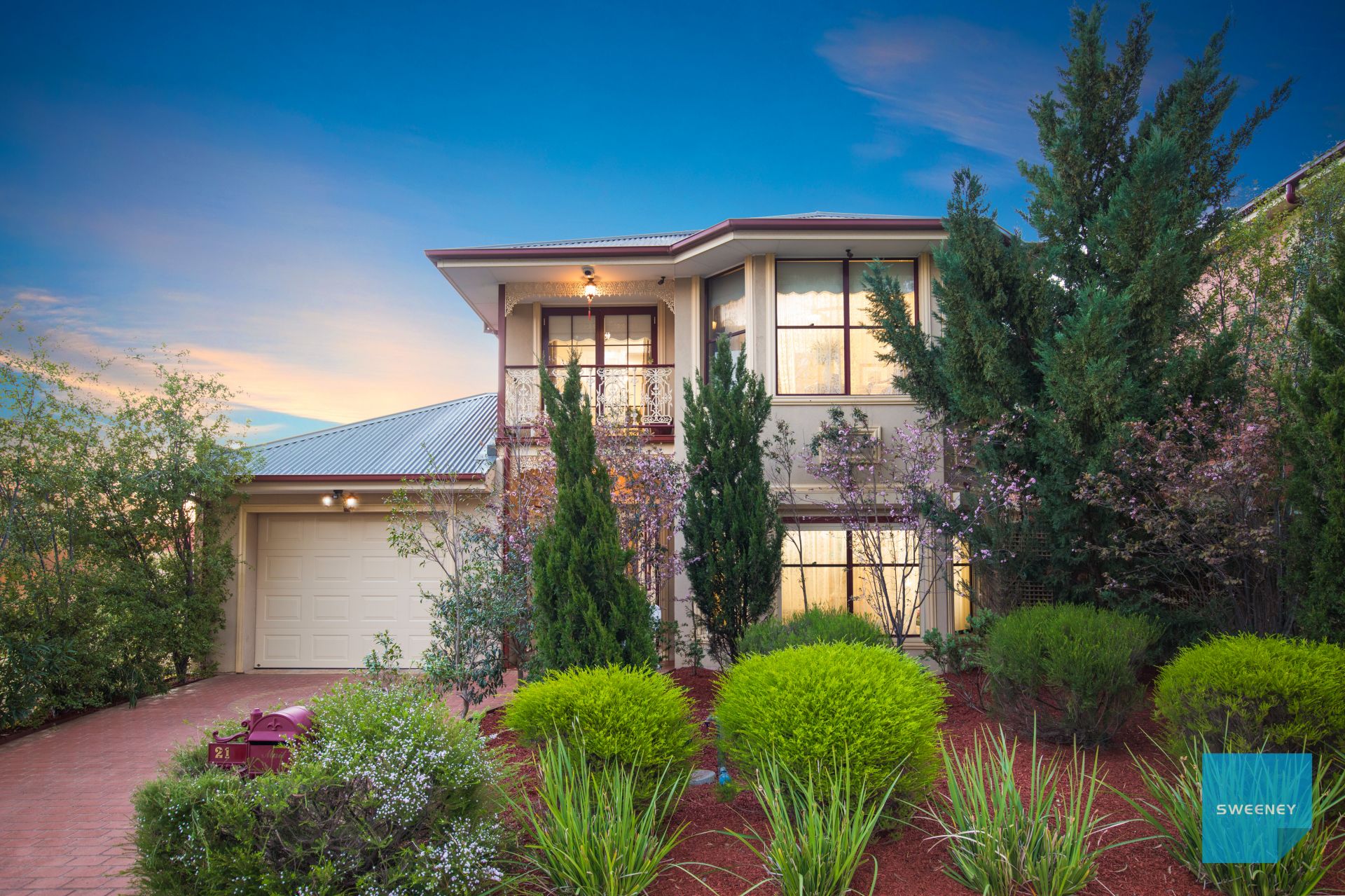 21 Woolshed Avenue, Cairnlea - Thumbnail 3