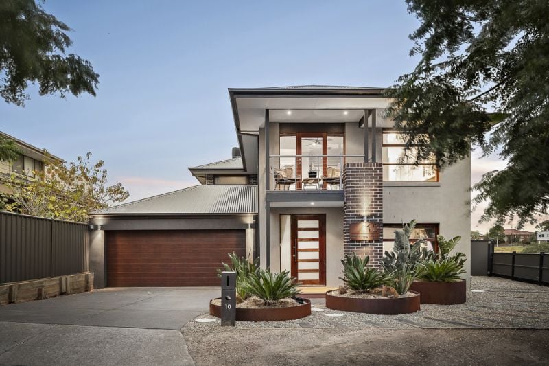 10 Creekview Place, Caroline Springs - Thumbnail 2
