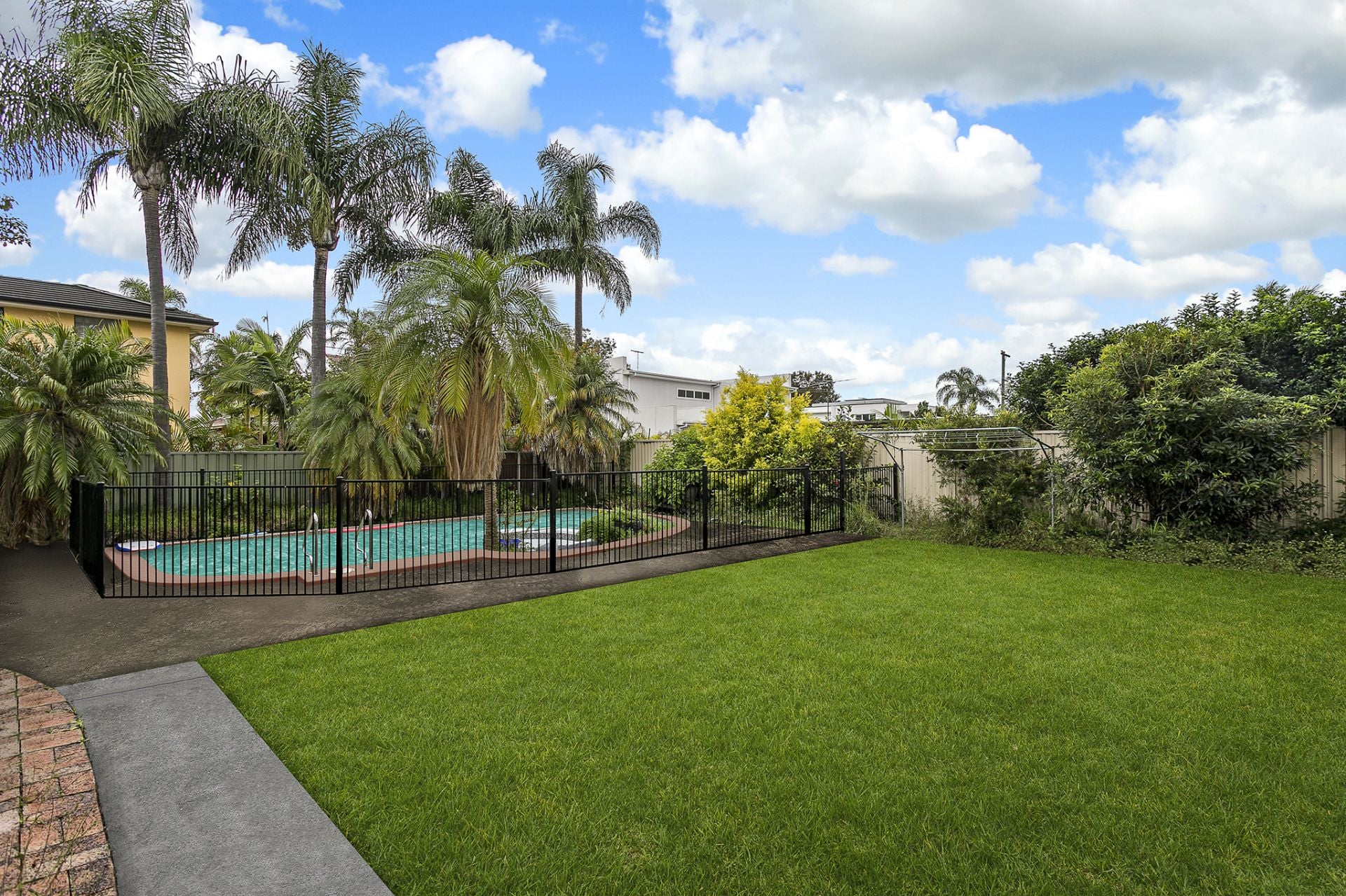 6 Hampton Road Sylvania Waters NSW, Sylvania Waters - Thumbnail 3