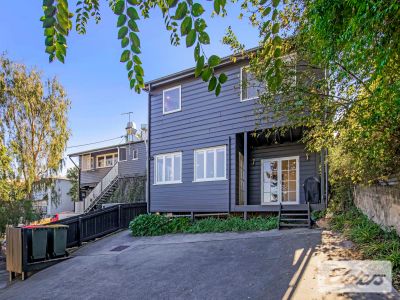 UNIQUE CHARACTER OPPORTUNITY IN THE HEART OF PADDINGTON!