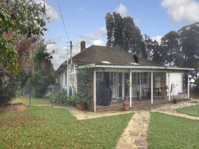 12 Bayfield Road, Galston - Thumbnail 2