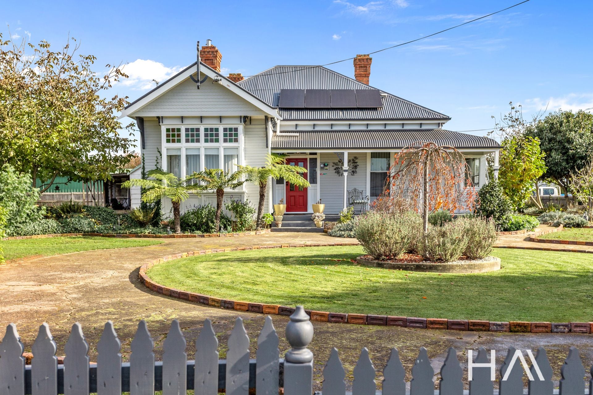 92 William Street Westbury, Westbury - Thumbnail 2