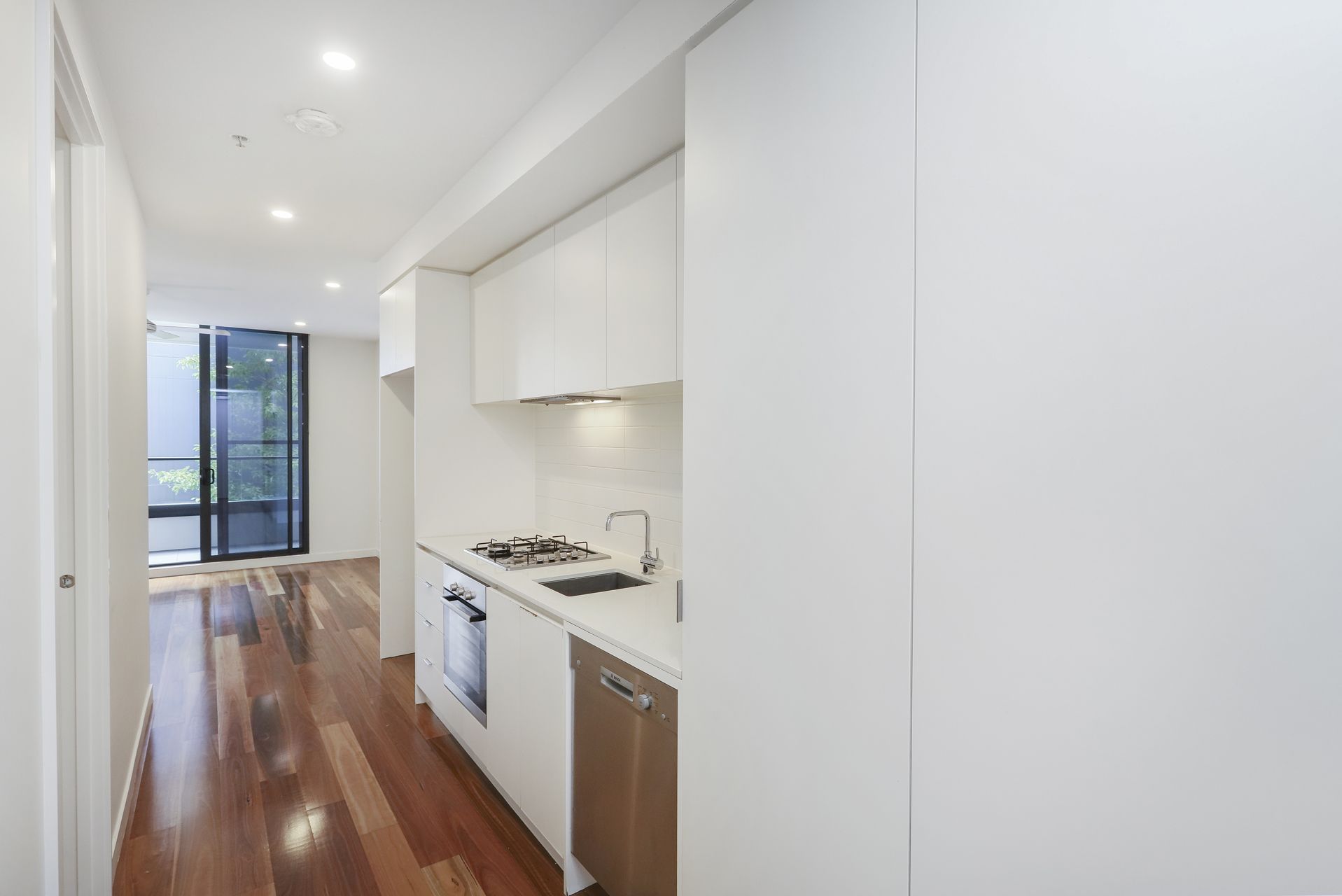 123/9 Hewitt Avenue Footscray VIC, Footscray - Thumbnail 4