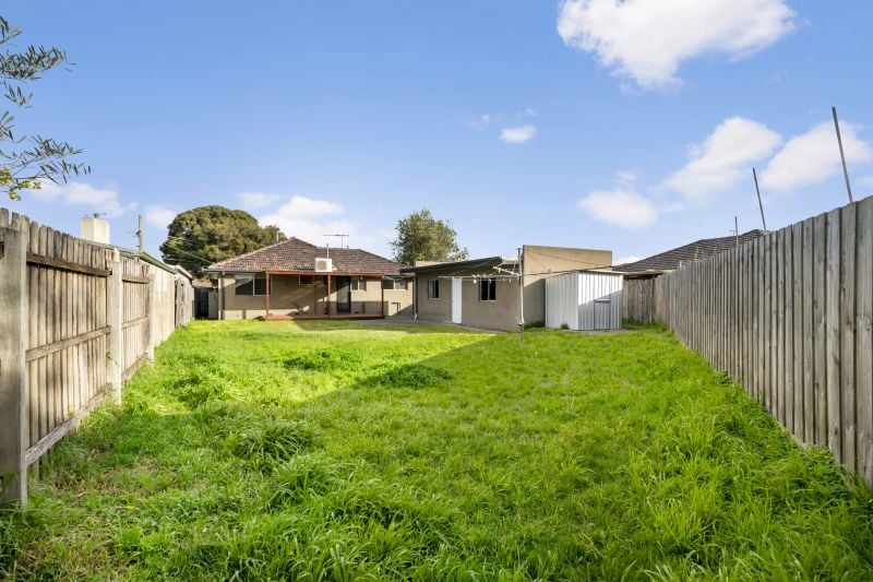 18 Talbot Avenue, Thomastown