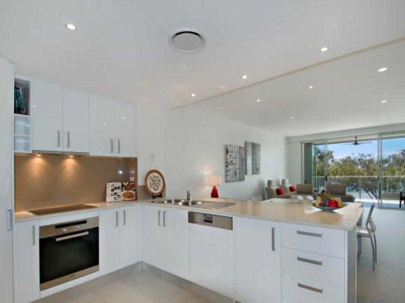 7/1 Esplanade GOLDEN BEACH QLD, Golden Beach - Thumbnail 3
