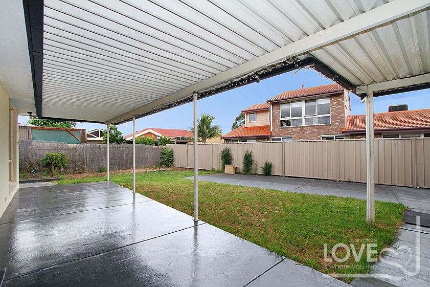 5 BEDROOM FAMILY HOME IN A PRIME LOCATION