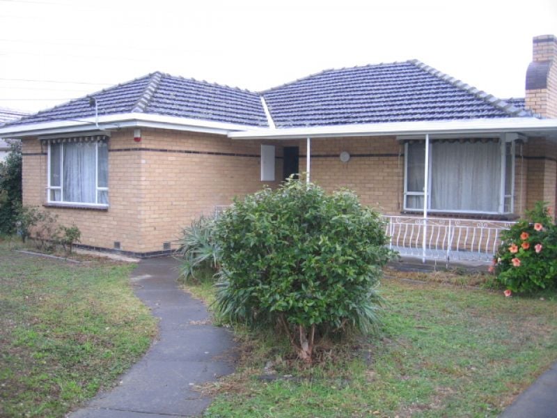 15 Tovey Street, Reservoir