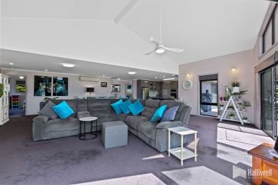 3
 
 
 
  
 
 
 2
 
 
 
  
 
 
 2
 
 
 
 
 
 
 
 7 Enderly Court, Ambleside TAS 7310, Ambleside - Thumbnail 6