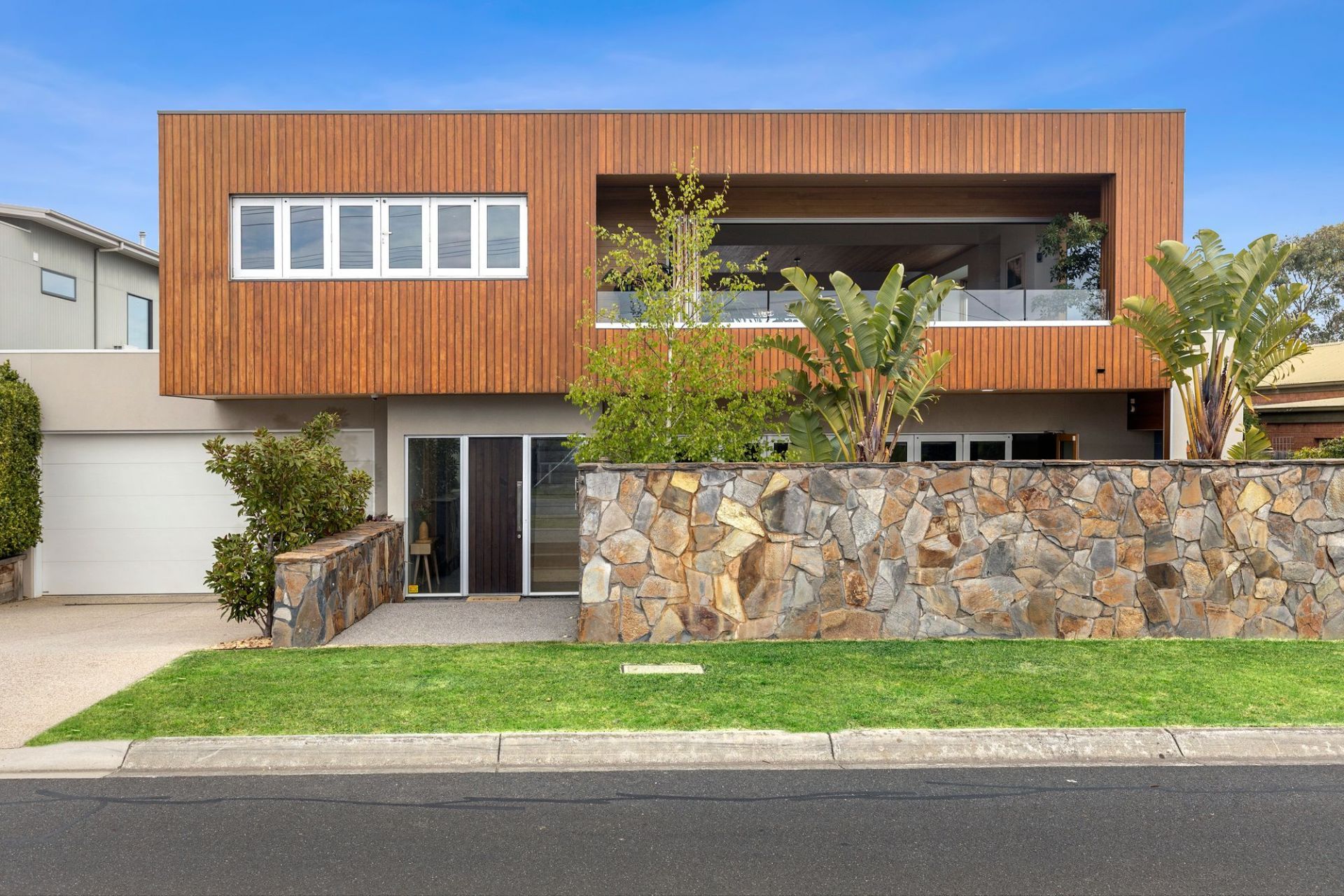 32 Powell Street West Ocean Grove VIC, Ocean Grove - Thumbnail 3