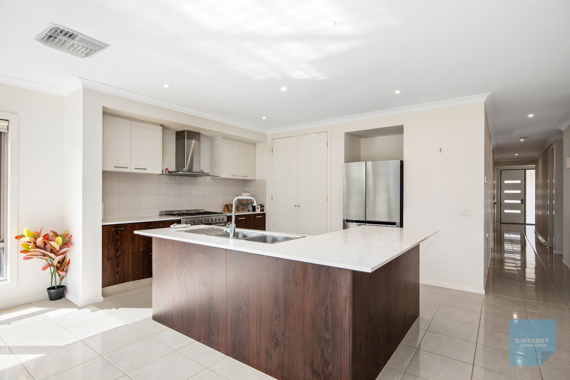27 Aria Boulevard, Fraser Rise - Thumbnail 3