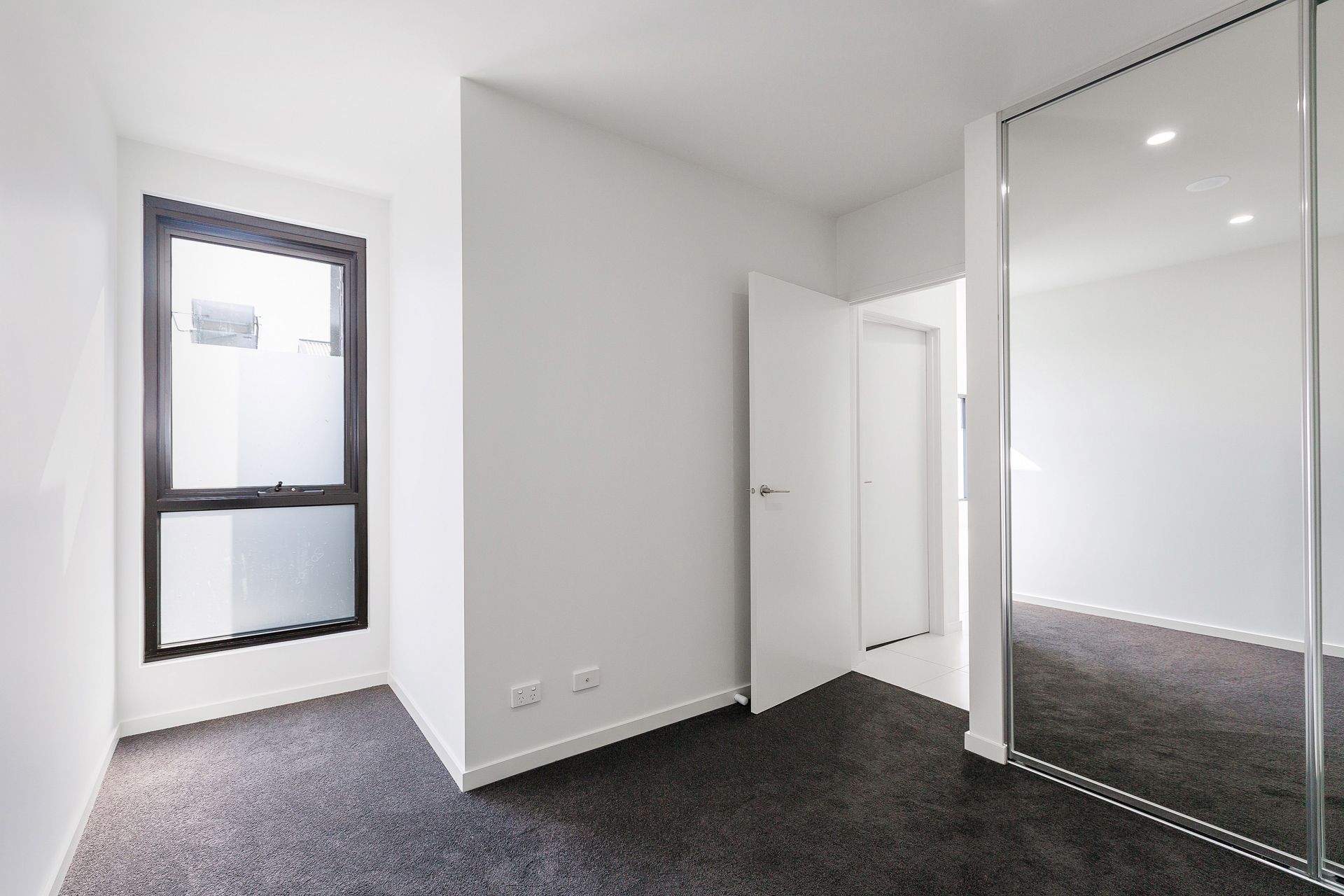 201/14 Eleanor Street, Footscray - Thumbnail 7