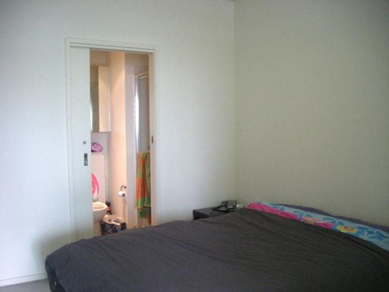 504/25-33 Wills Street MELBOURNE VIC, Melbourne - Thumbnail 4