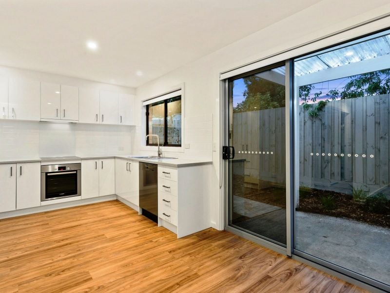 2/80 Hitchcock Avenue Barwon Heads VIC, Barwon Heads - Thumbnail 2