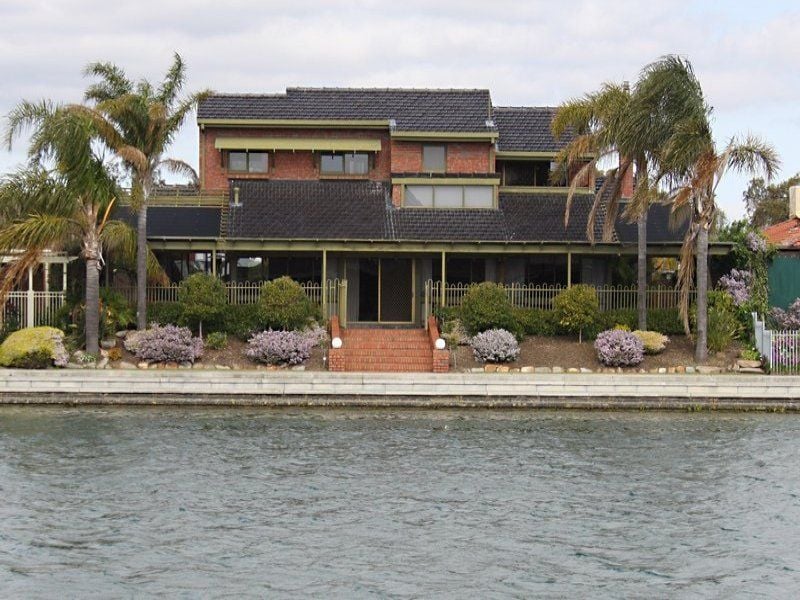 21 Lakeview Avenue West Lakes 5021