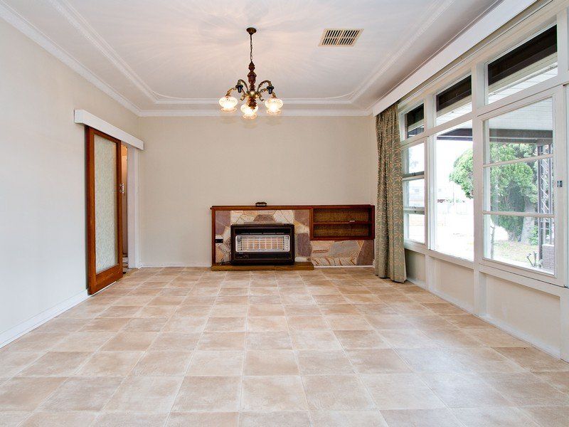 6 Atkell Avenue Campbelltown 5074
