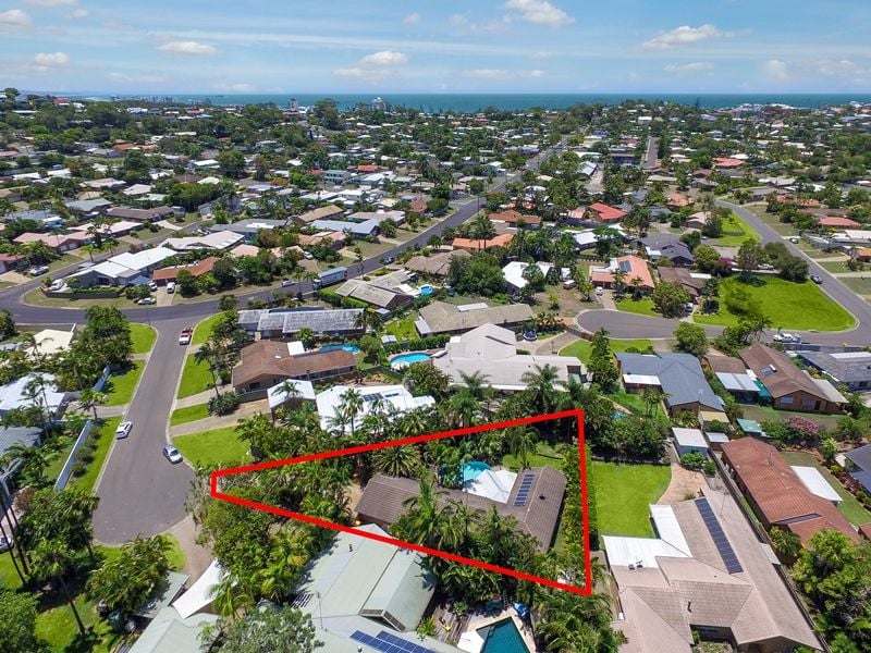 7 Julie Court Mooloolaba QLD, Mooloolaba - Thumbnail 4