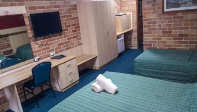 MOTEL FOR SALE - HAWKESBURY RIVER WATERVIEWS