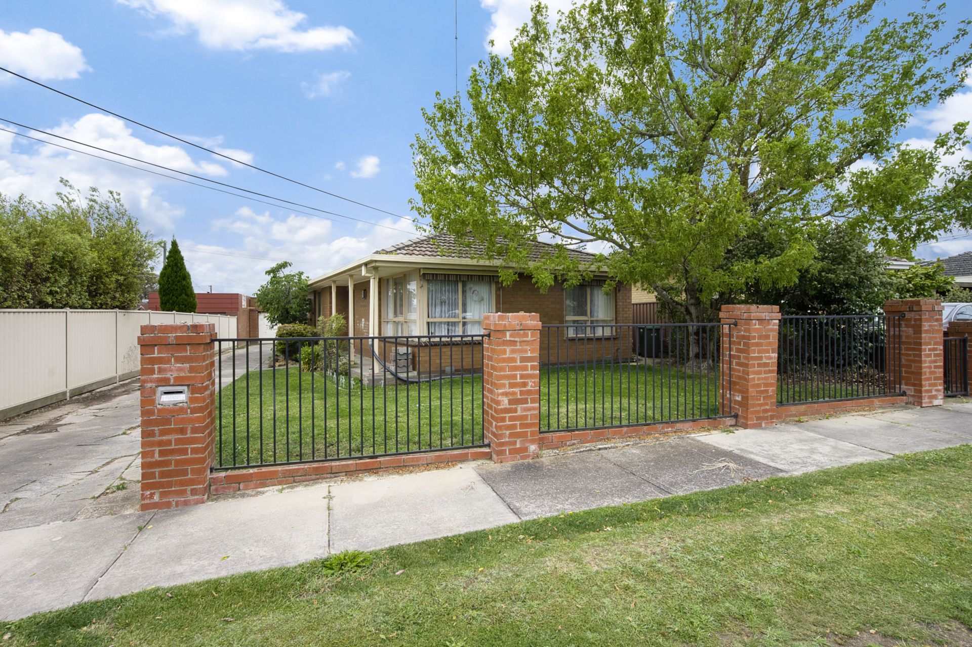 8 Pevensey Street Wendouree VIC, Wendouree - Thumbnail 4