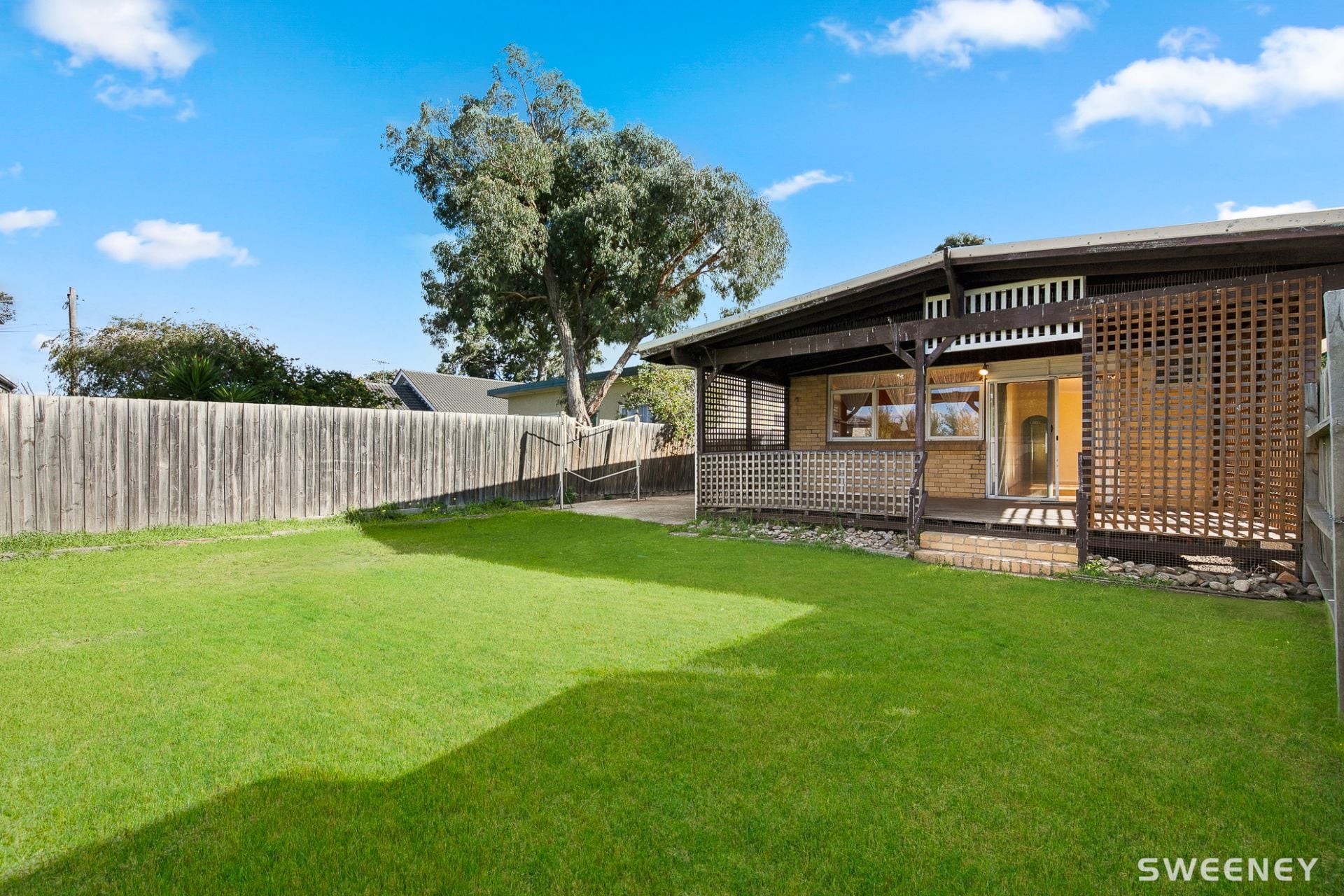 23 Fitzpatrick Drive, Altona Meadows - Thumbnail 2