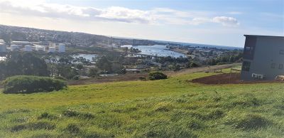 42 Skyline Drive, East Devonport, East Devonport - Thumbnail 3