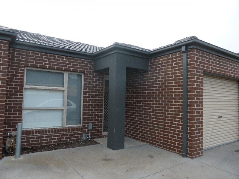 2/54 Pearl Drive, Craigieburn