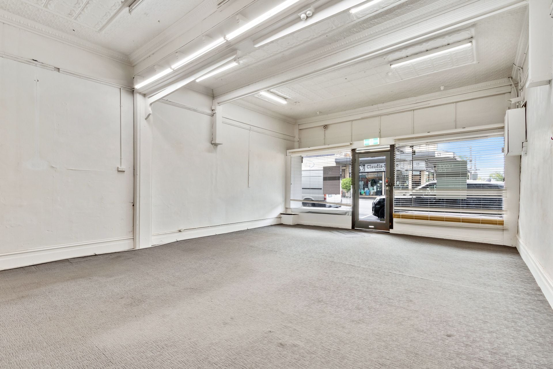 PRIME IVANHOE RETAIL